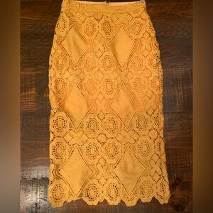 Maeve by Anthropologie size 2 golden/mustard yellow lace medallion pencil skirt